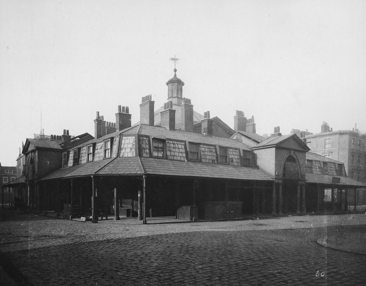 Oxford Market House, Great Titchfield Street, nord for Oxford Street, ca. 1880 av Henry Dixon