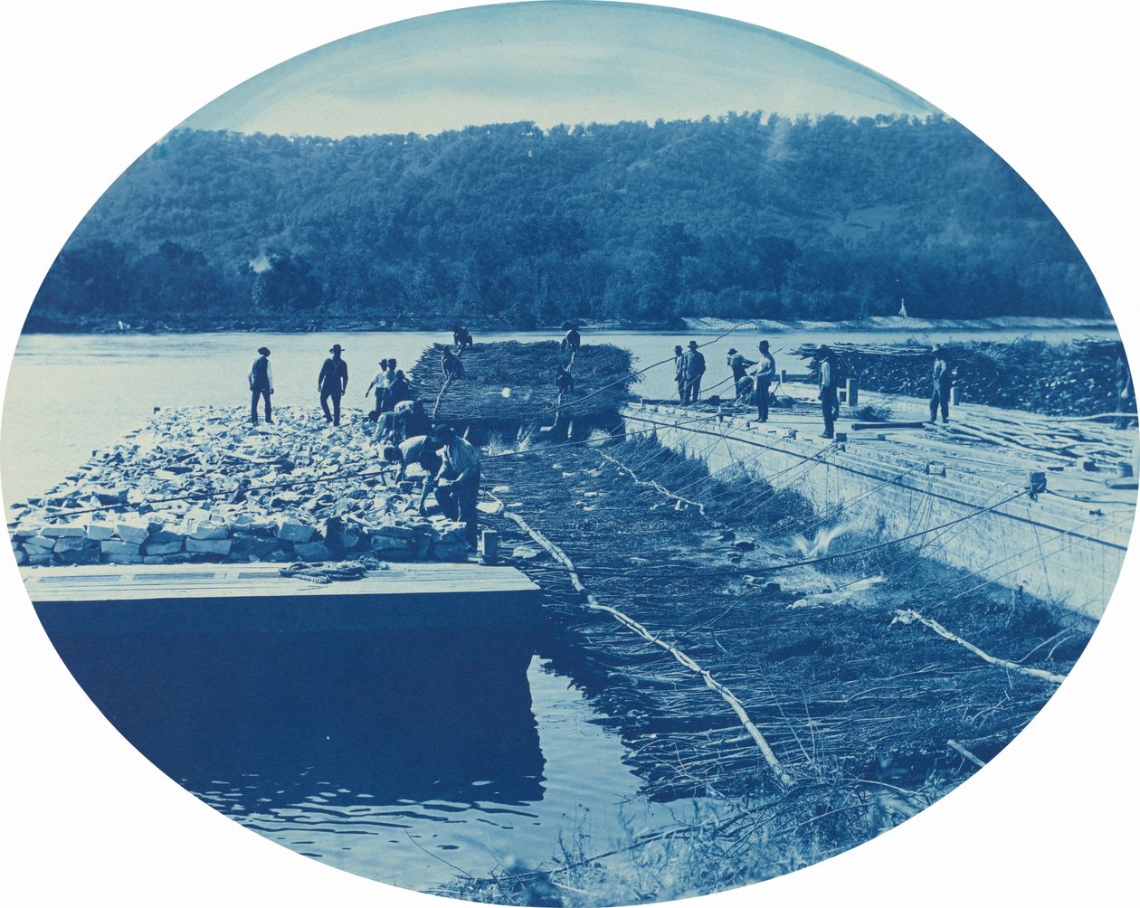 Bygging av Rock and Brush Dam, Low]. Vann]. 1891 av Henry Peter Bosse