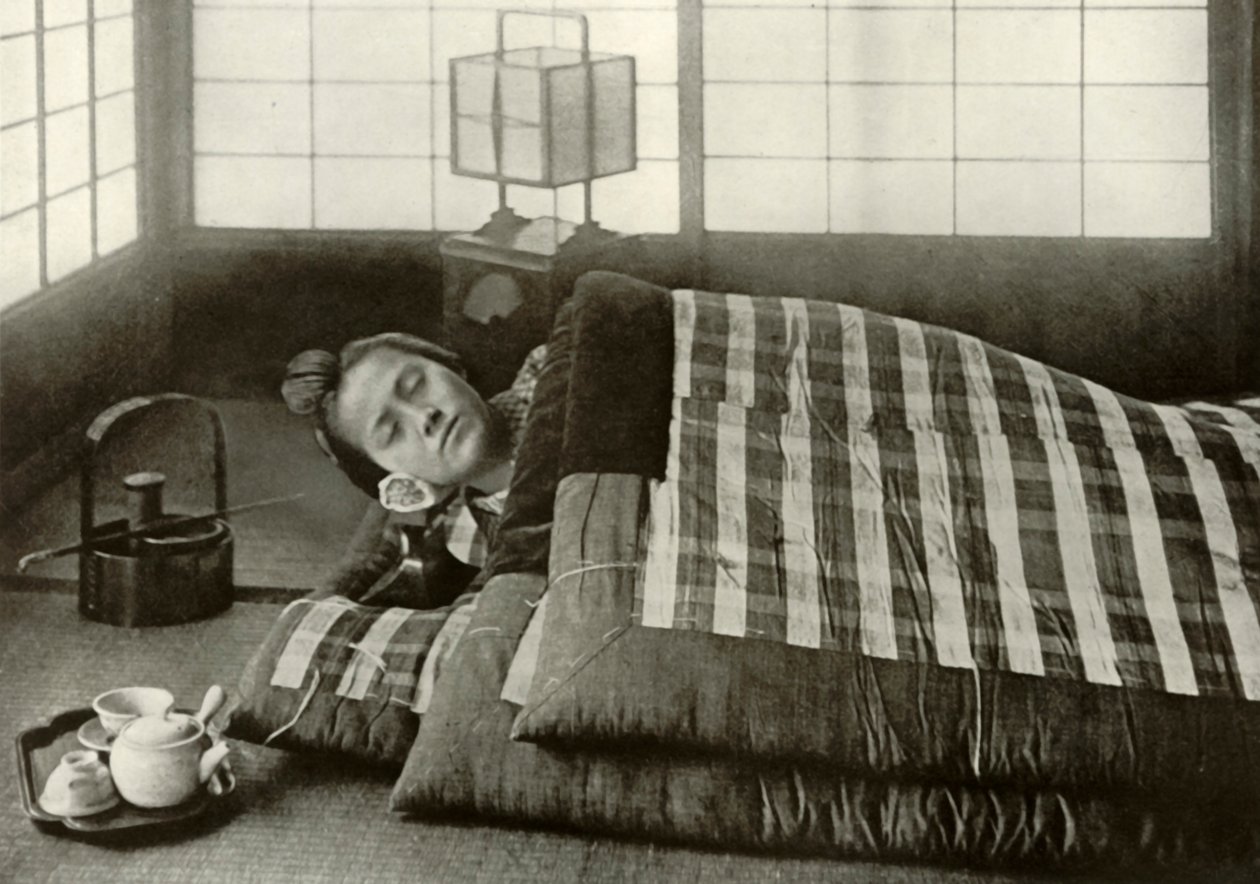 Sengetid i Japan, 1910. av Herbert Ponting
