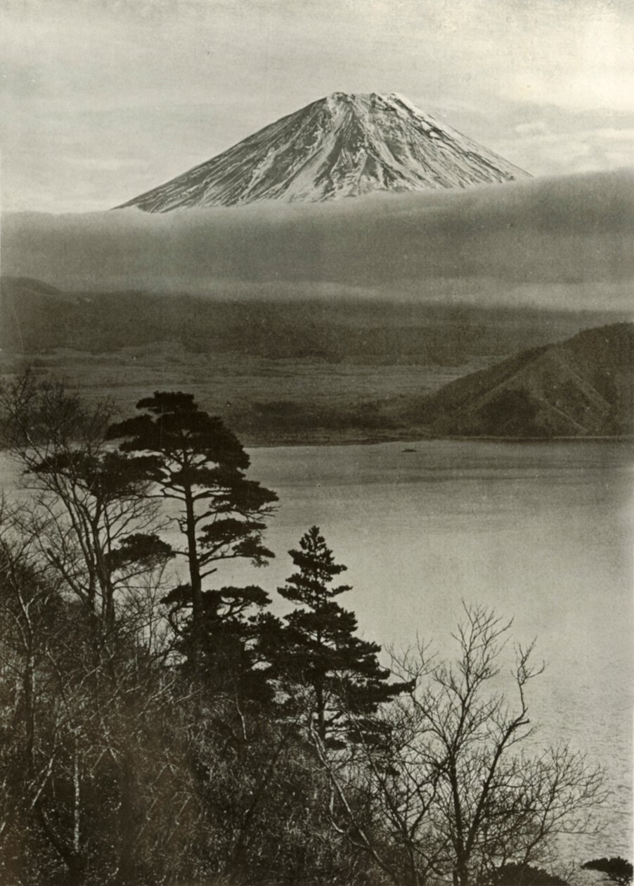 Fuji fra medium nocler ryggrad, 1910. av Herbert Ponting