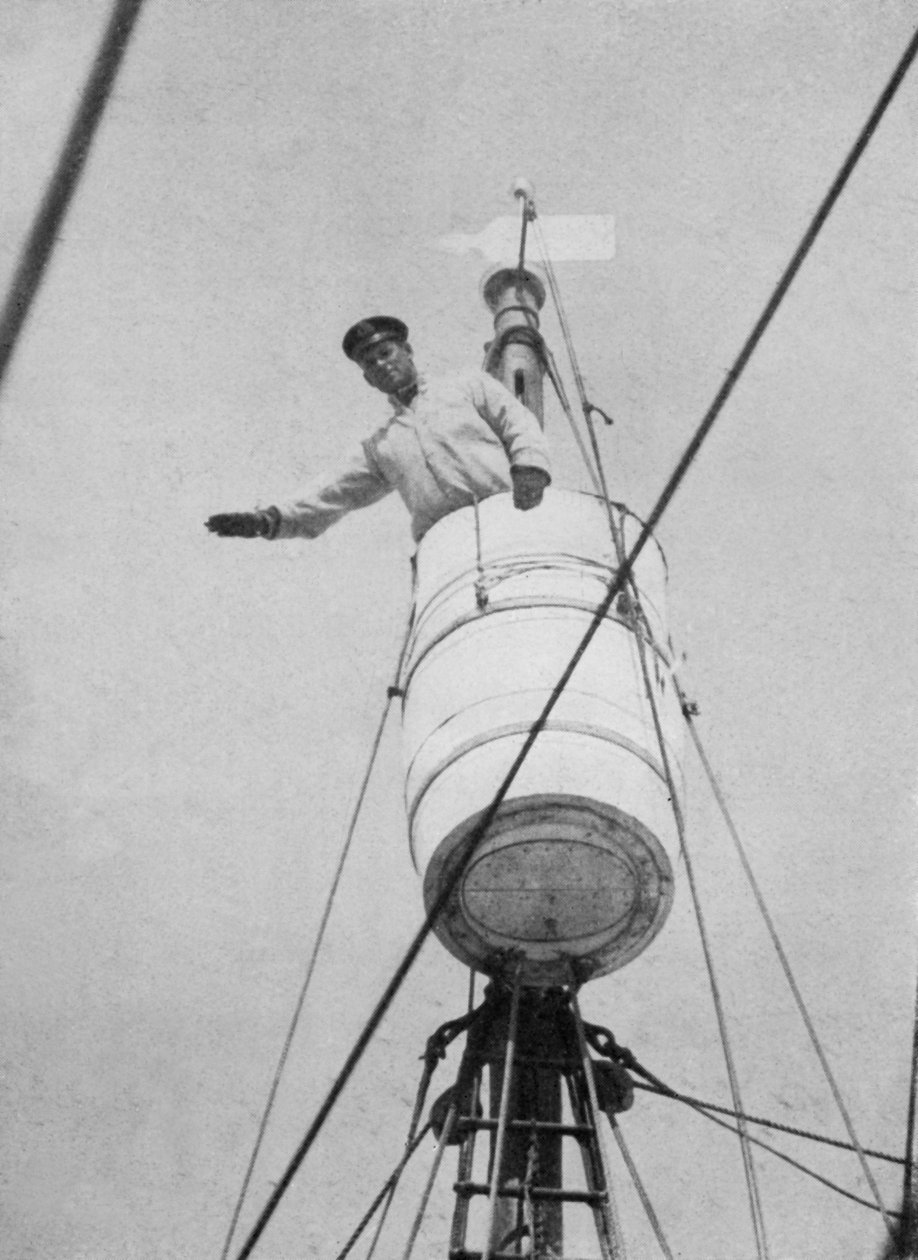 Løytnant Evans i Crows Nest, c19101913, 1913 av Herbert Ponting