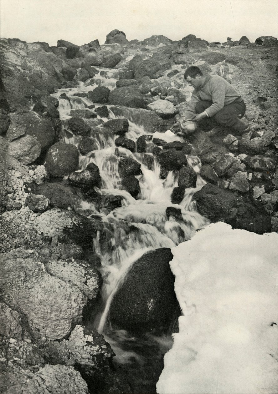 Something of a Phenomenon - A Fresh-Water Cascade, c19101913, 1913 av Herbert Ponting