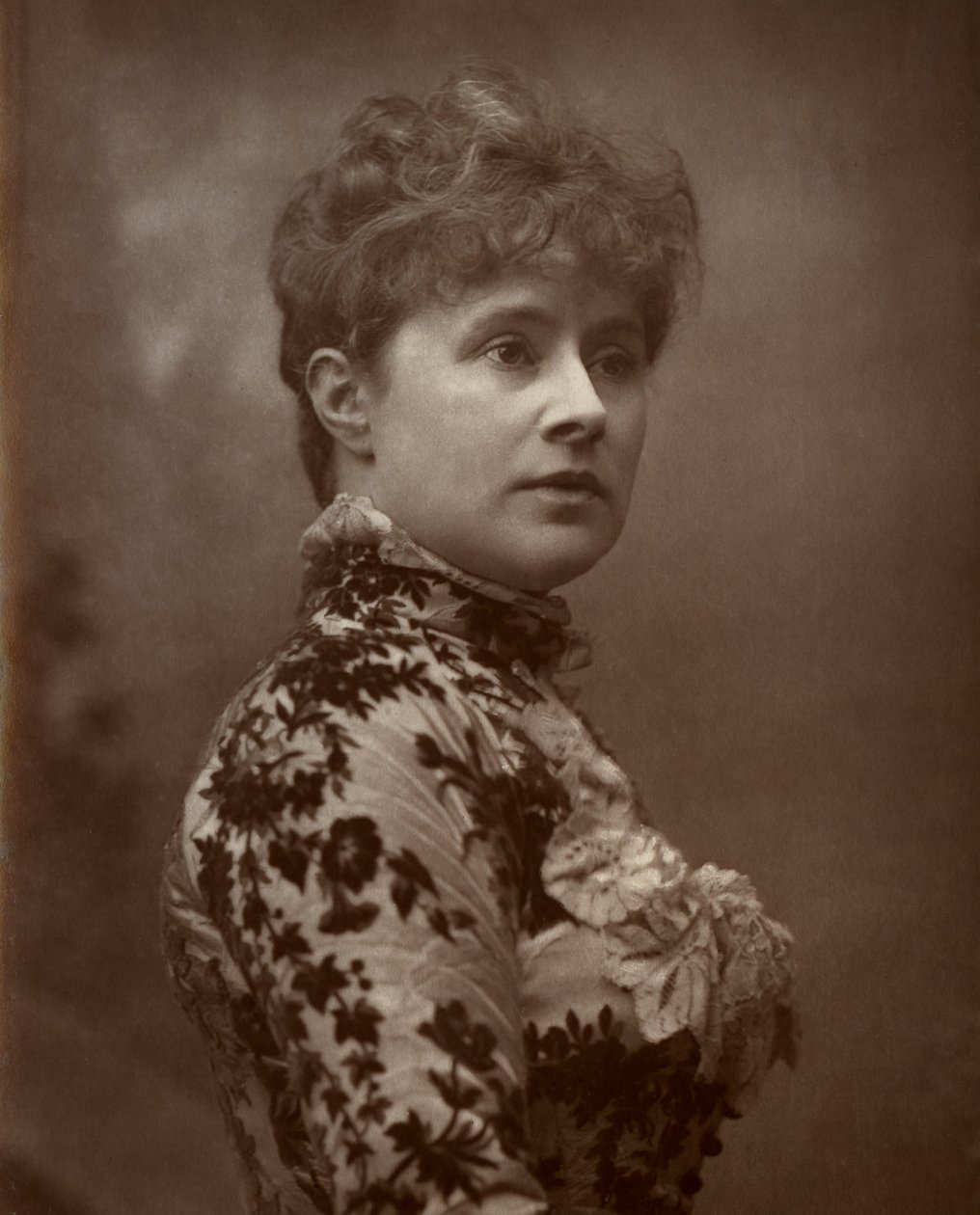 Alice Lingard , britisk skuespiller og sanger, 1884 av Herbert Rose Barraud