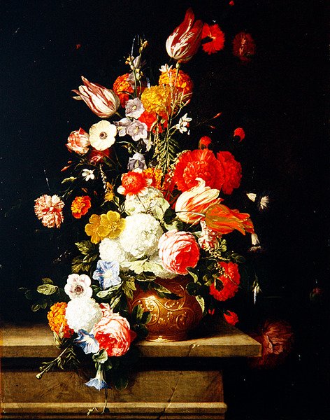 Roser, peoner, tulipaner og hortensia i en dekorativ bronseurne (olje på panel) av Hieronymus the Elder Galle
