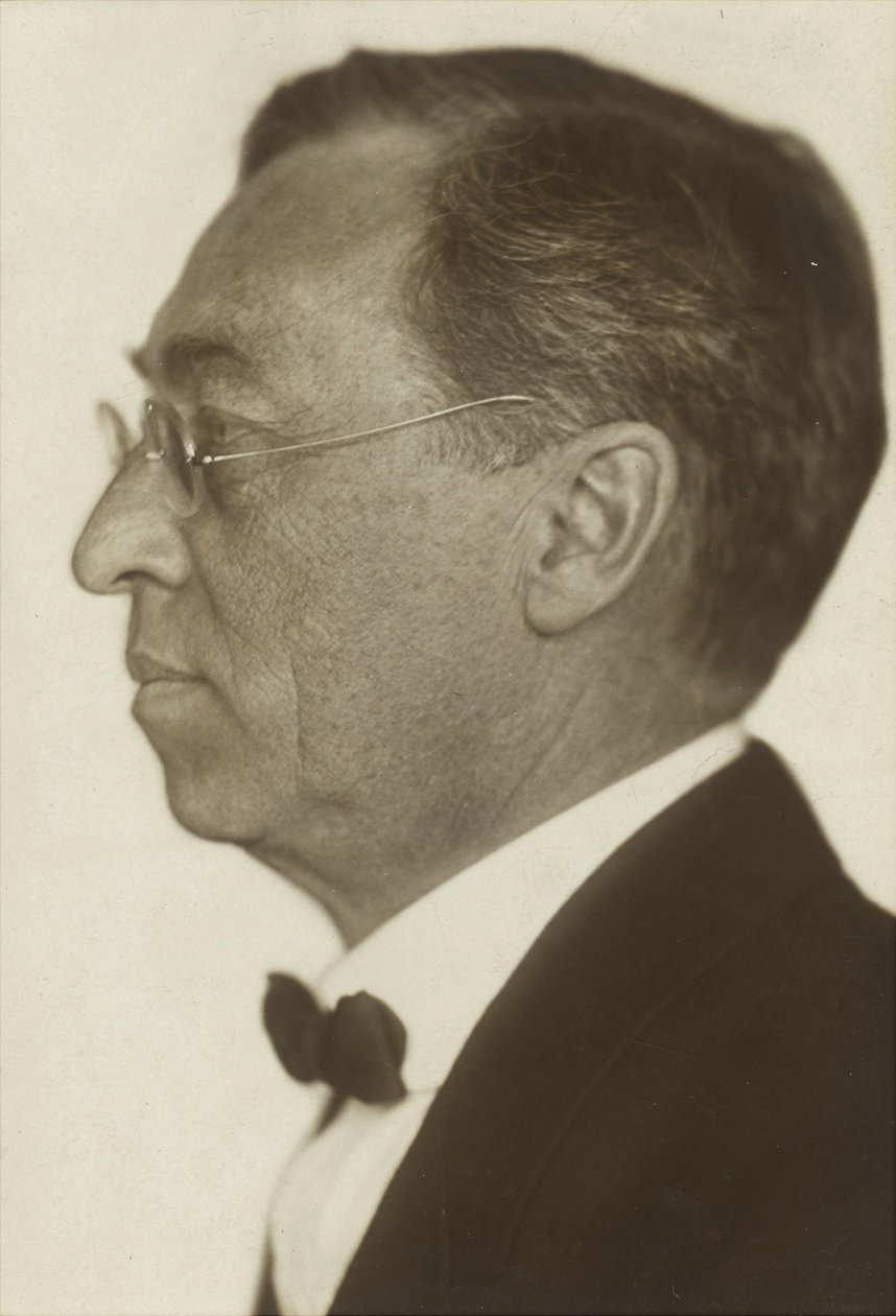 Portrett av kunstneren Wassily Kandinsky 1866-1944, 1925. av Hugo Erfurth