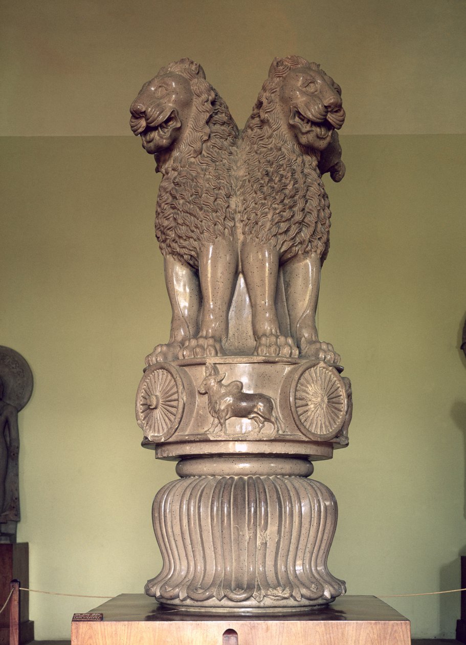 Løvehovedstad fra søylen til keiser Ashoka (ca. 264-223 f.Kr.) 273-236 f.Kr. (polert sandstein) av Indian