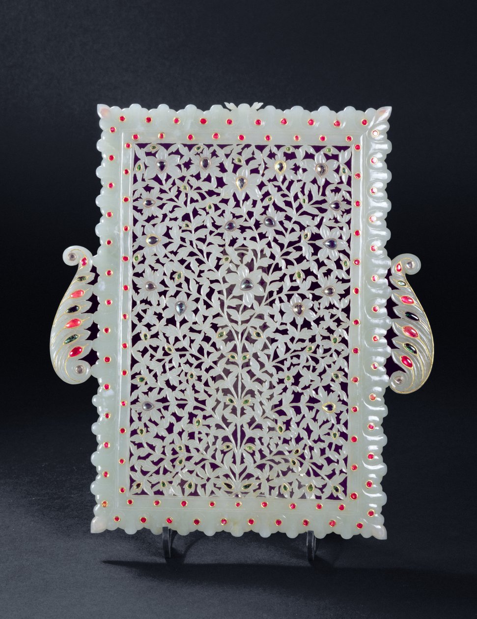 Jade speilrygg, innfelt med edelstener, 1800-tallet (blandet media) av Indian School