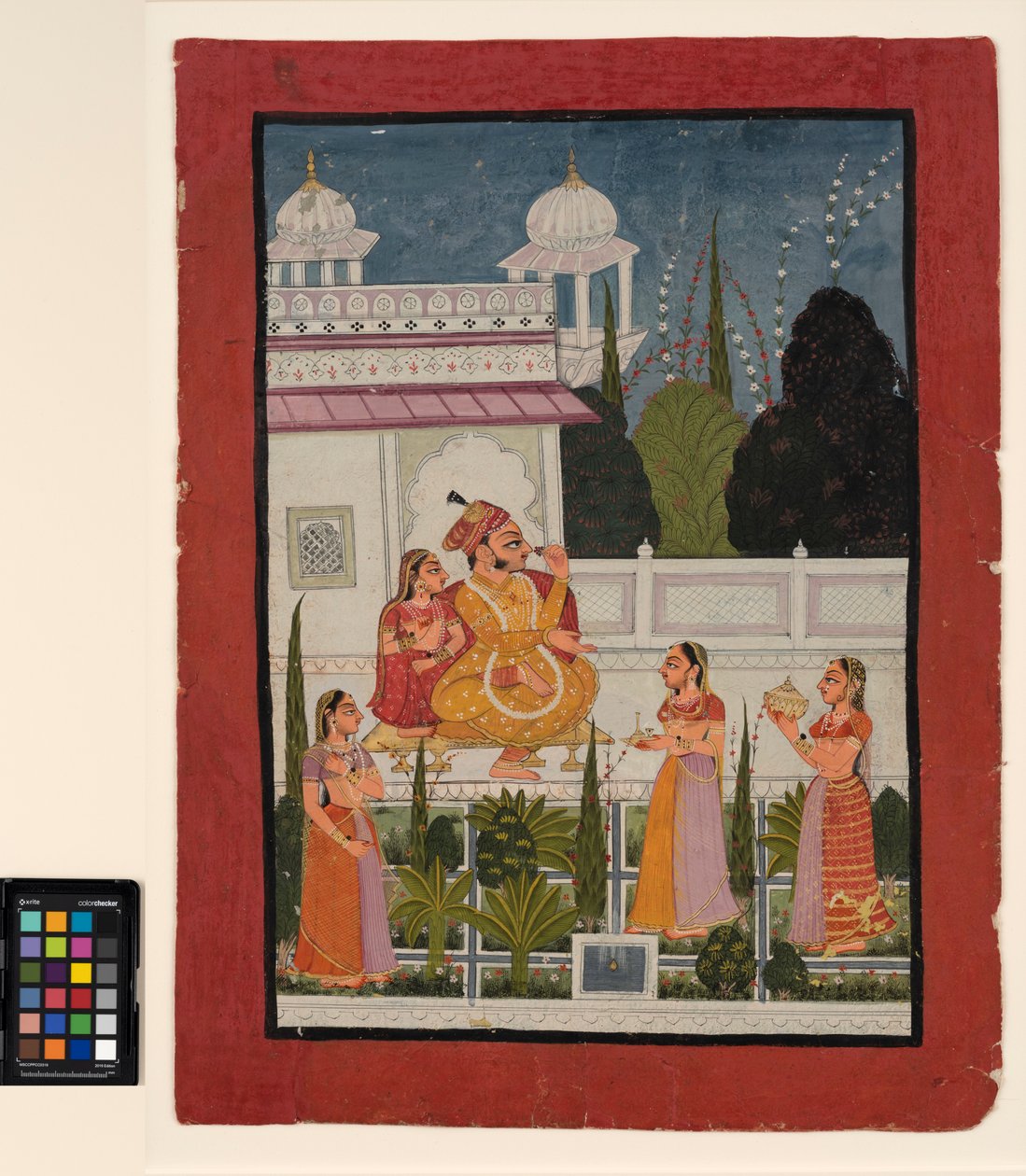 En raja på en terrasse med rani hans, deltatt av tre kvinner, sent på 1700-tallet (ugjennomsiktig akvarell på papir) av Indian School