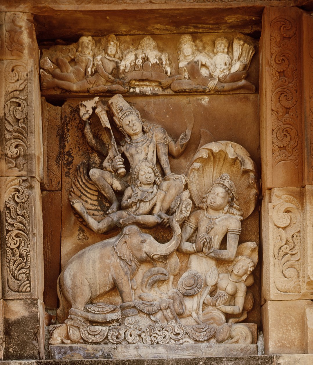 Relieff fra Vishnu-tempelet, ca. 500 e.Kr av Indian School