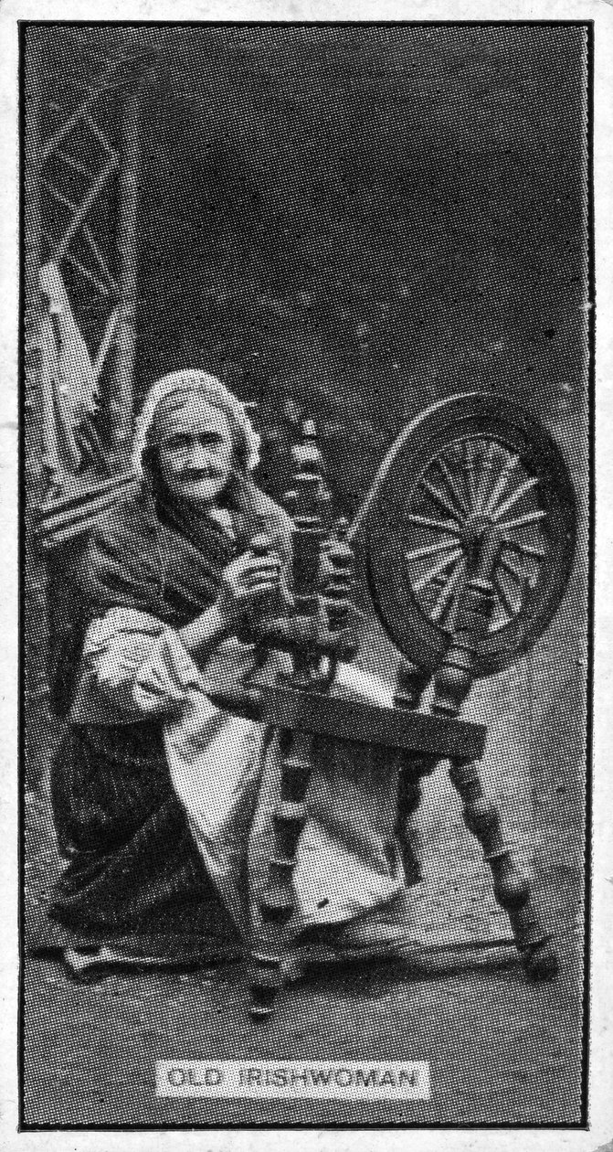 Eldre irsk kvinne ved sitt spinnehjul, fra et fotografi fra slutten av 1800-tallet av Irish Photographer