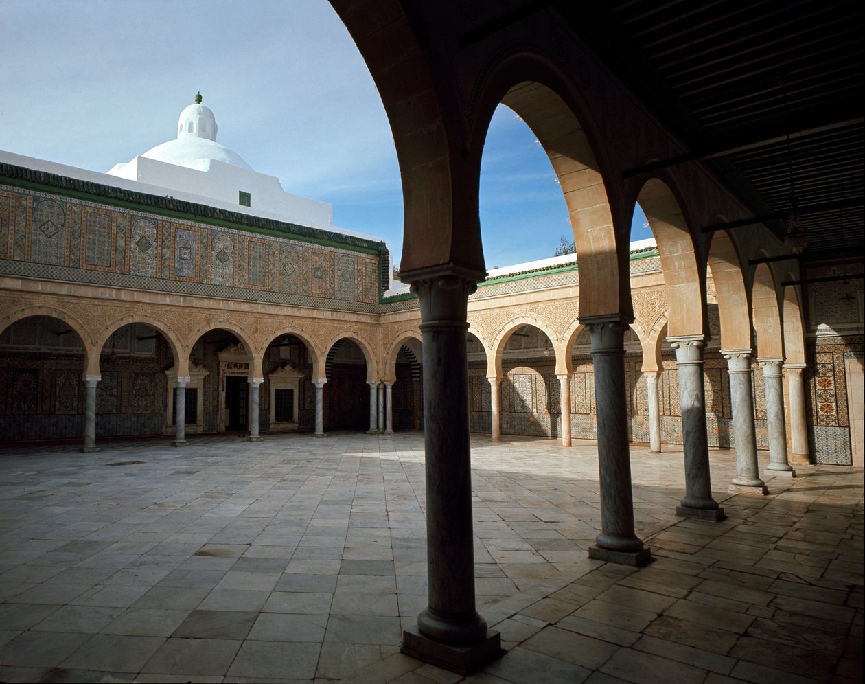 Barberens moske eller mausoleet til Sidi Sahab av Islamic School