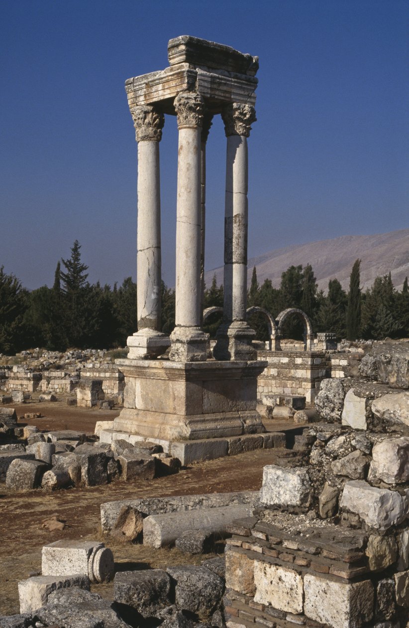 Tetrapylon, Umayyad-perioden (661-750) av Islamic School