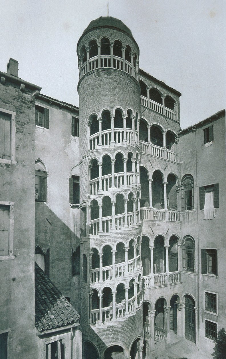 Utsikt over Palazzo Contarini del Bovolo av Italian Photographer