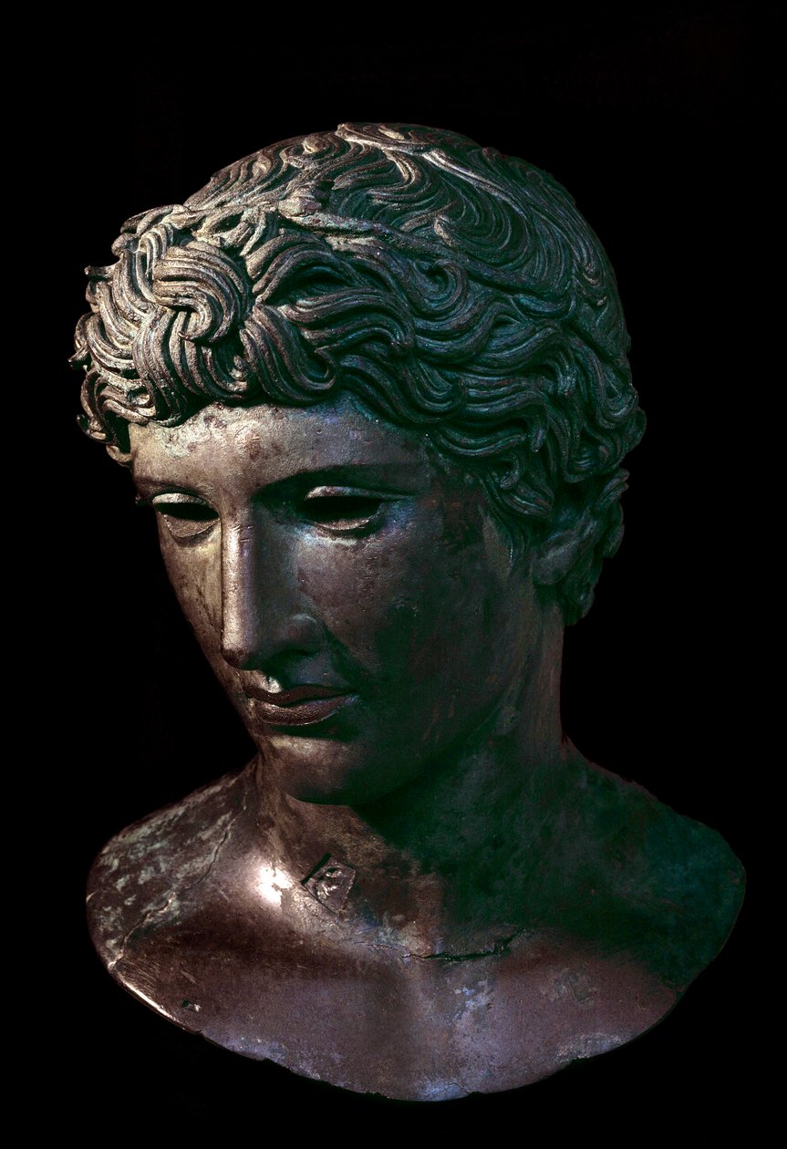 Bronsehode for vinneridrettsutøver iført en olivenkrone. Fra Benevent, Italia. 5. århundre f.Kr. Paris, Louvre-museet av Italian Peninsula