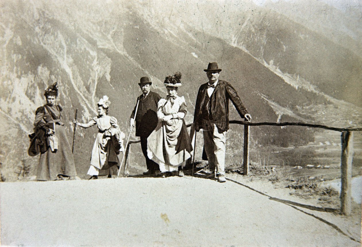 Turister i fjellene, Italia, ca. 1895 (sepia-bilde) av Italian Photographer