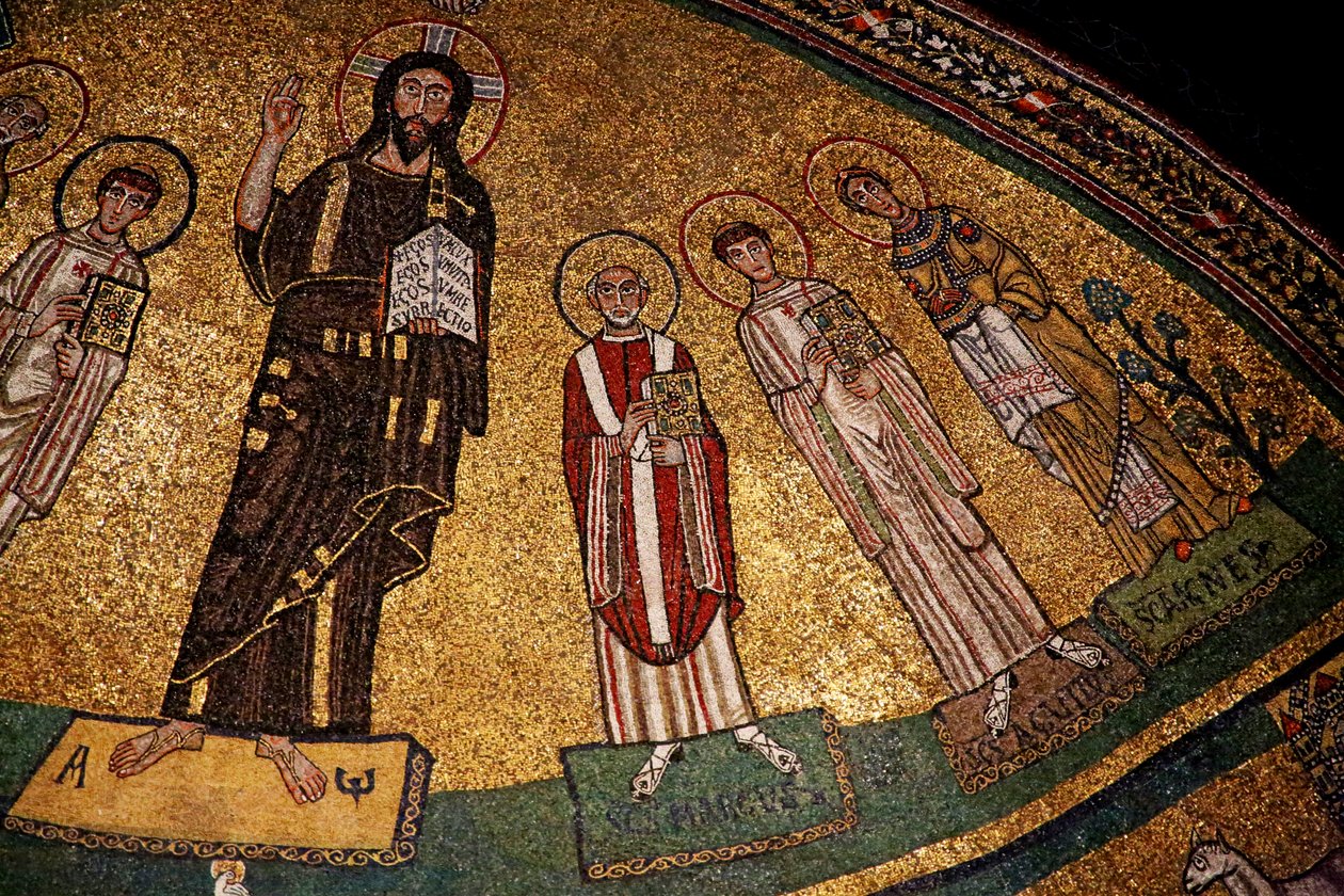 Apsis med Kristus, helgener og pave Gregor IV (mosaikk) av Italian School