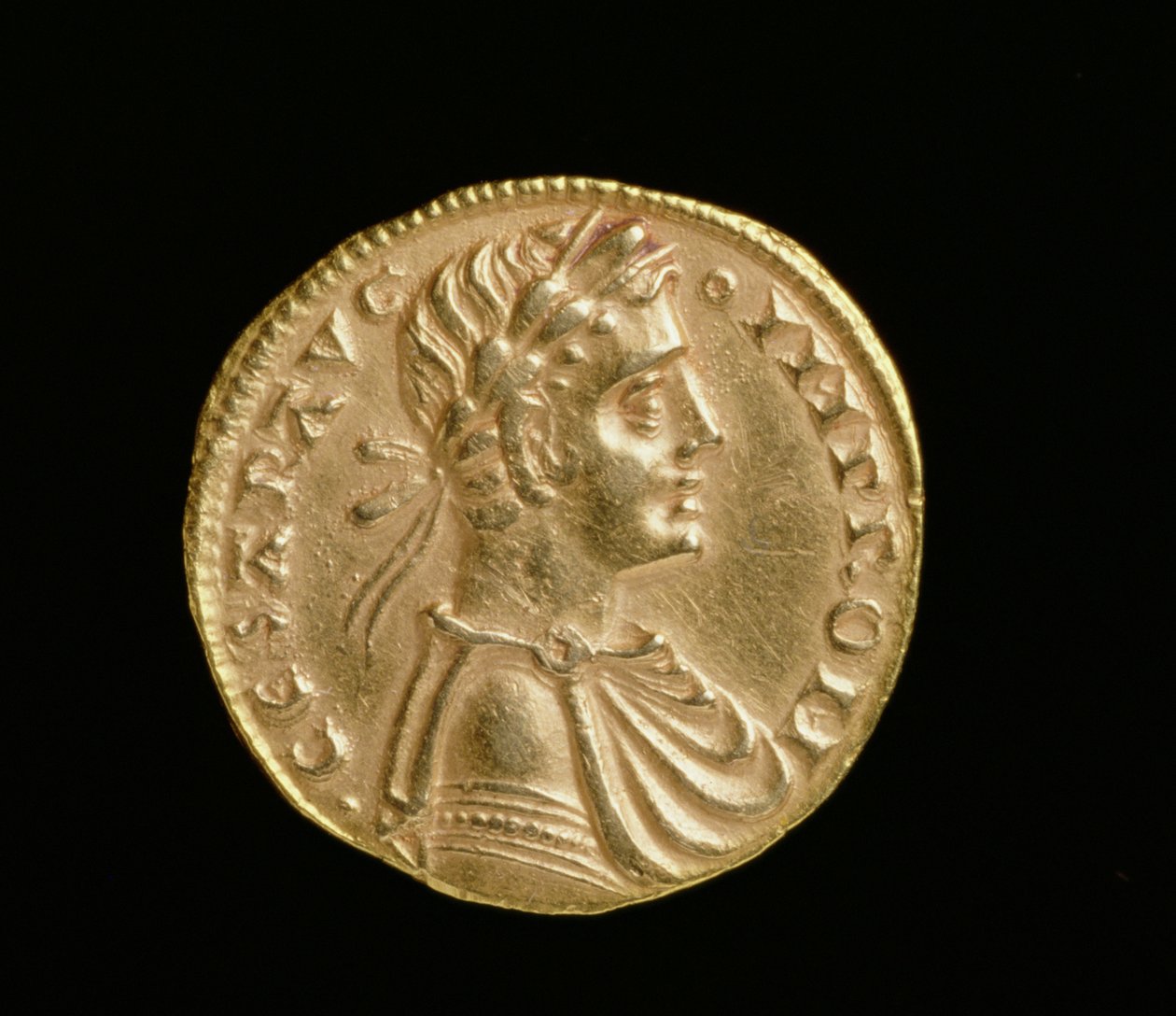 Augustalis av Frederick II (1198-1250), kongeriket Sicilia og Sør-Italia, Messina Mynt, 1231-50 (forside) (gull) (for bakside se 168053) av Italian School