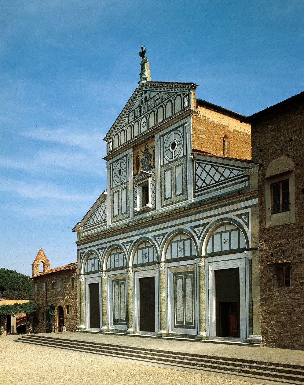 Fasade av kirken San Miniato al Monte (fotografi) av Italian School