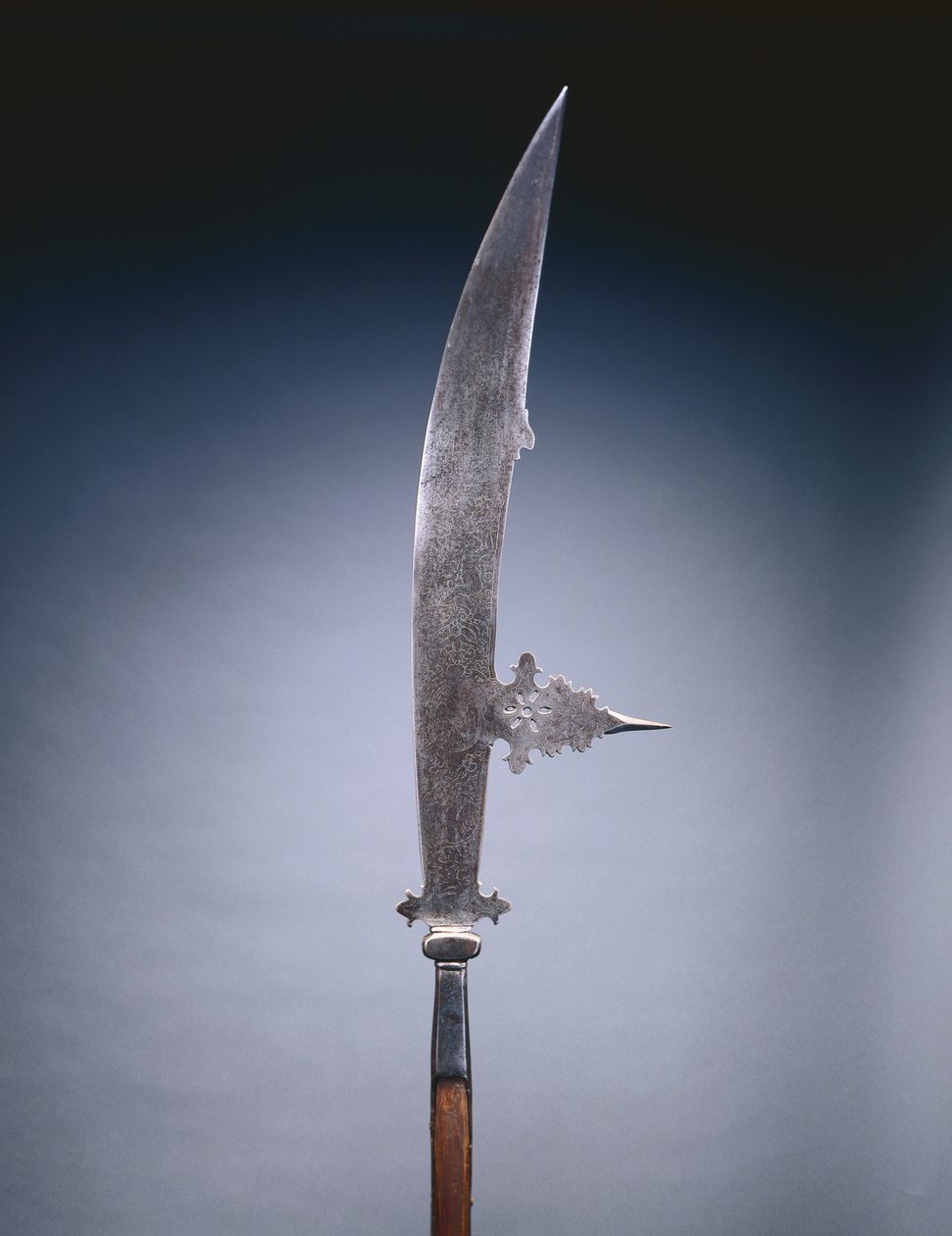 Glaive, Venezia, ca. 1600-20 (stål og tre) av Italian School