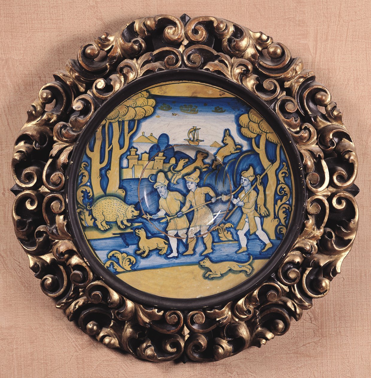 Tallerken dekorert med en jaktscene, Deruta Workshop, ca. 1540-45 (maiolica) av Italian School