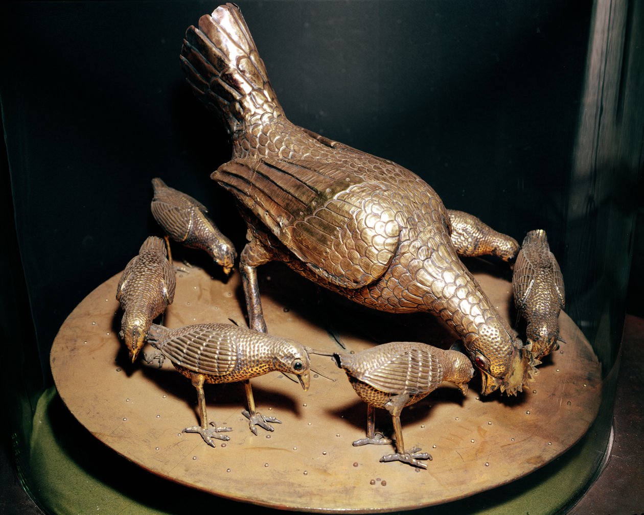 The Golden Hen and her Chicks, gitt til katedralen av dronning Theodolinda (d.628) (forgylt sølv) av Italian School