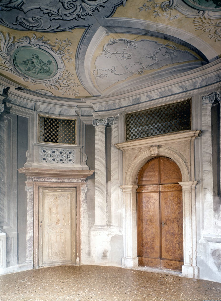Ospedalen. Rommet hvor Vivaldi (1678 - 1741) spilte. Venezia. Filharmoniske foreldreløse sang bak portene. av Italian School