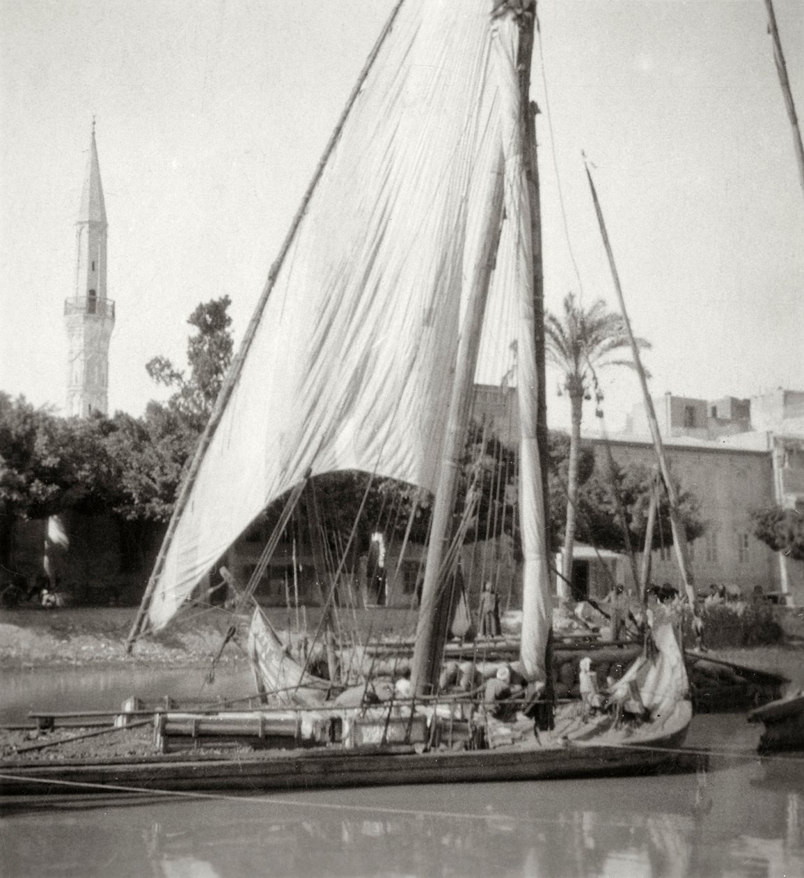 På Mahmoudiyah-kanalen, Alexandria, Egypt, 1900-tallet av J. Dearden Holmes