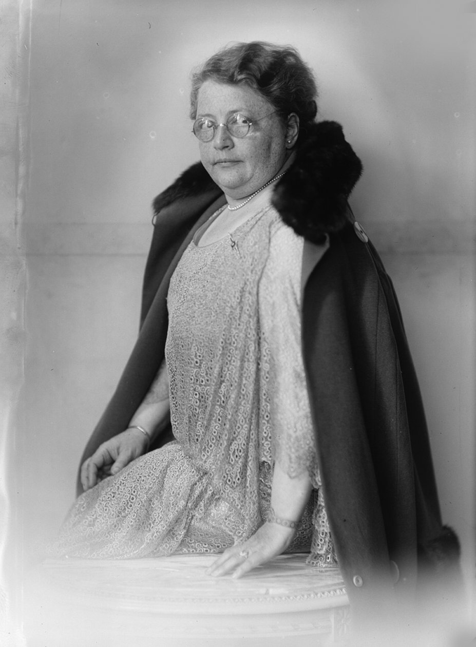Rosett Rosa Manus 1881-1943 av Jacob Merkelbach