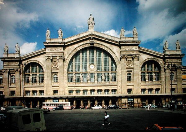 Utsikt over fasaden til Gare du Nord, bygget 1861-63 av Jacques Ignace Hittorff
