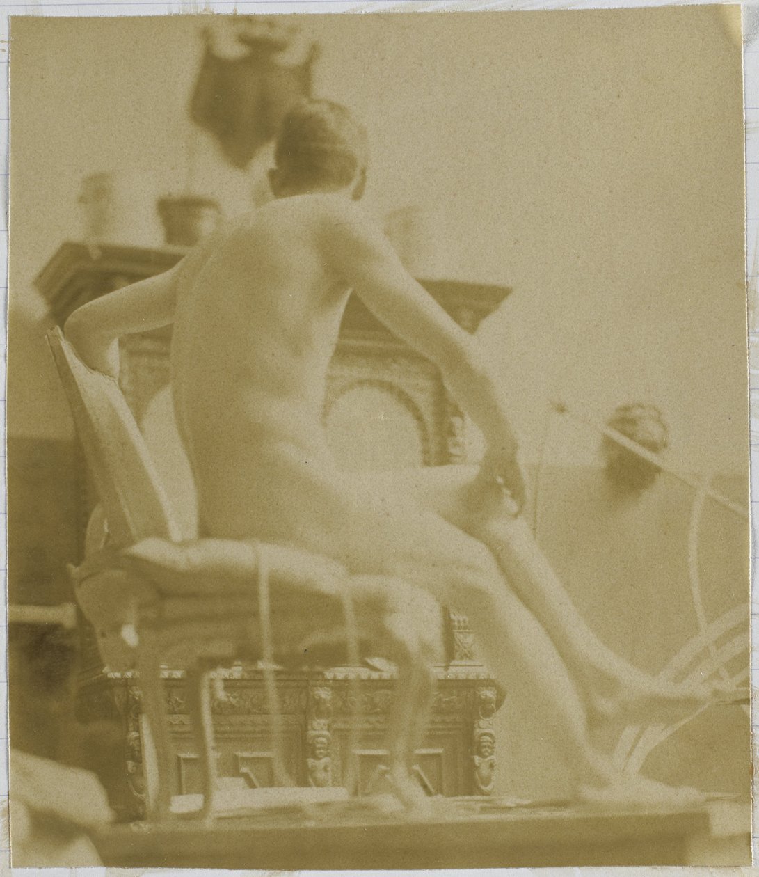 Studie av en mannlig nakenmodell, sittende på en lenestol, i studioet til Jacques de Lalaing av Jacques Lalaing (attributed to)