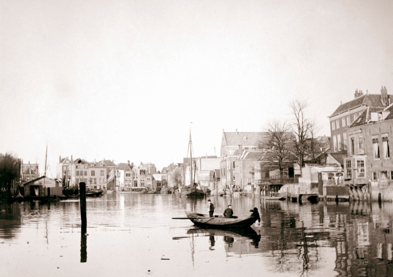 Båt på kanalen, Dordrecht, Nederland, 1898. av James Batkin