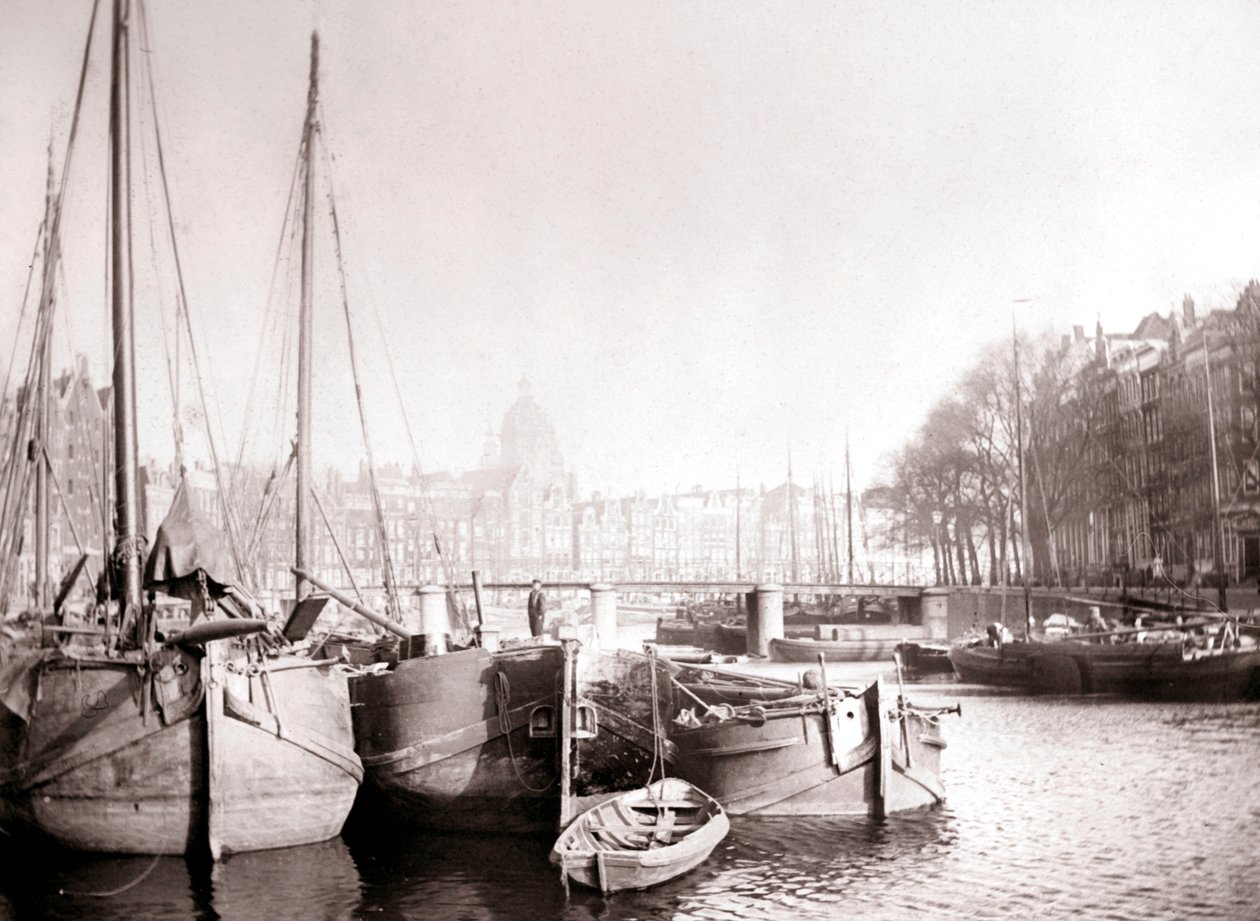 Kanalbåter, Rotterdam, 1898. av James Batkin