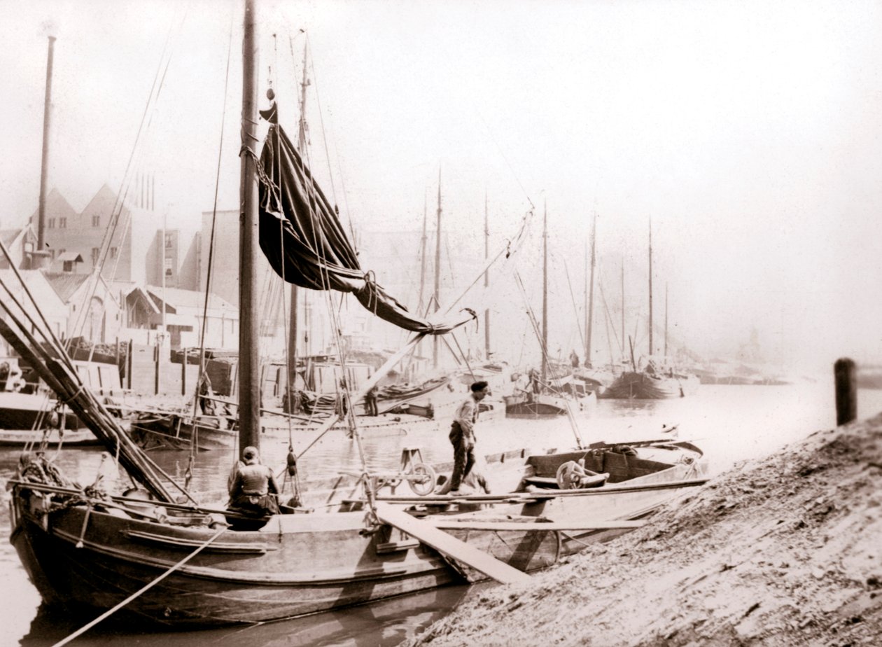 Kanalbåter, Rotterdam, 1898. av James Batkin