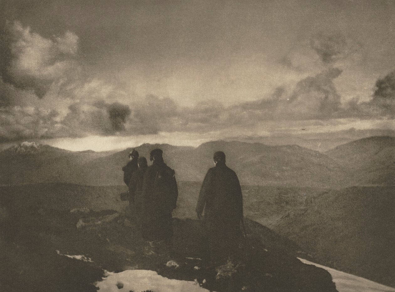 Kameraarbeid: The Dark Mountains, 1904. av James Craig Annan