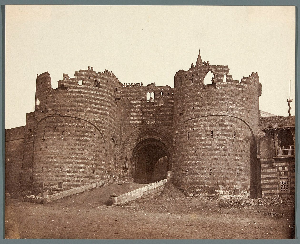 Egypt. Kairo. Porten til citadellet av James Robertson