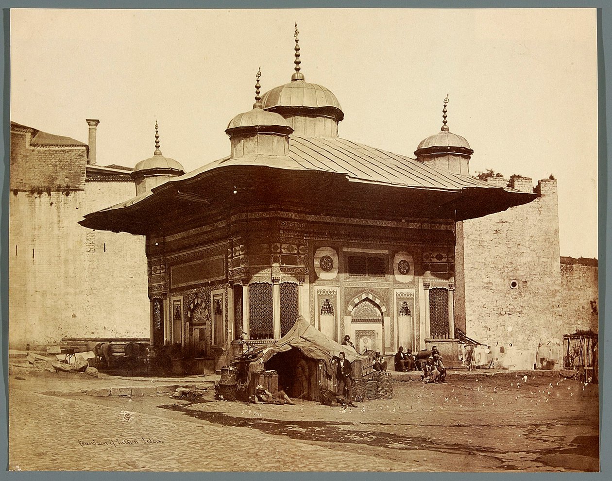 «Sultan Selims fontene» [Istanbul. Sultan Selims fontene] av James Robertson