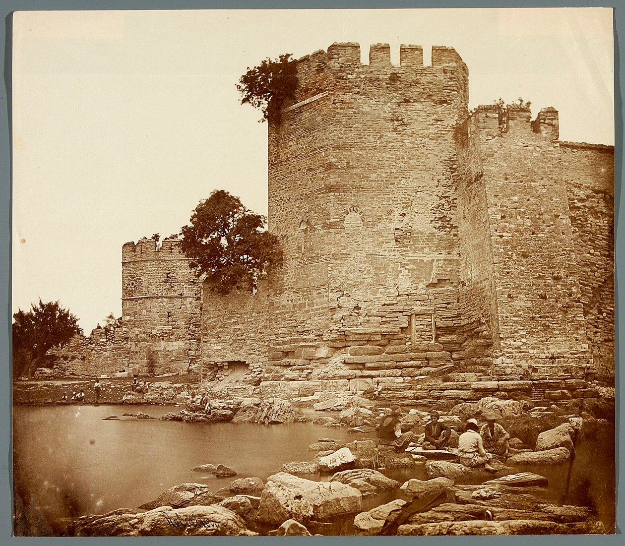 «De syv tårnene» [Istanbul. Syv tårn - en del av bymuren] av James Robertson