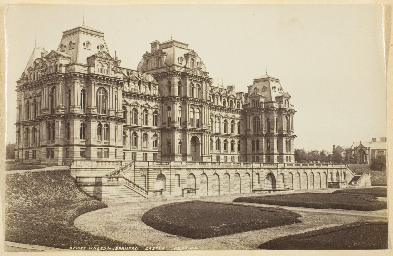 Bowes Museum, Barnard Castle av James Valentine