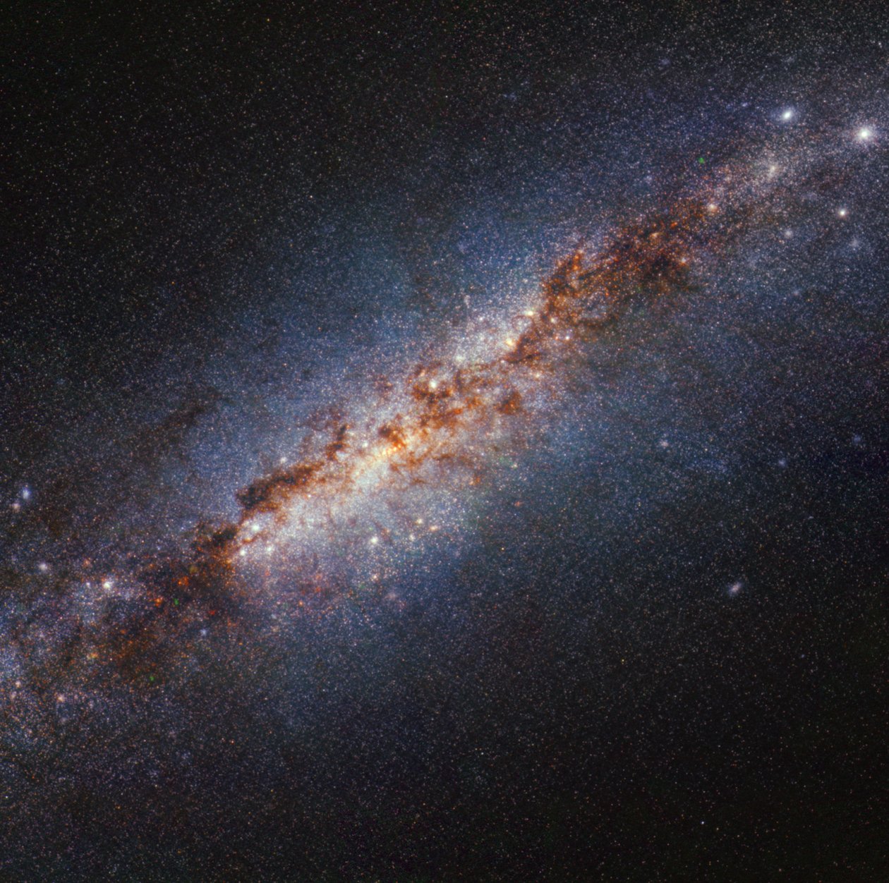 M82 Webb NIRCam – Kortere bølgelengder av James Webb Space Telescope (NASA)