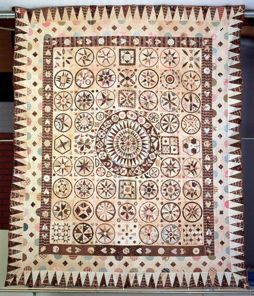 Patchwork sengeteppe, Irland, 1850-60 (tekstil) av Jane Pizar