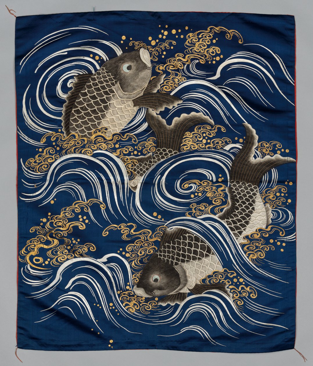 Gavetrekk (Fukusa) med karpe i bølger av Japan, Meiji period