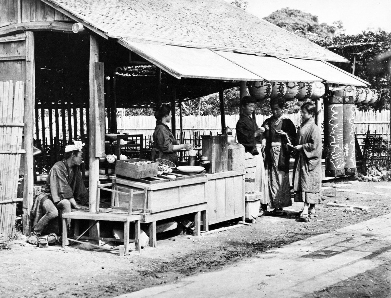 Japansk gatematbod, ca. 1860-80 av Japanese Photographer