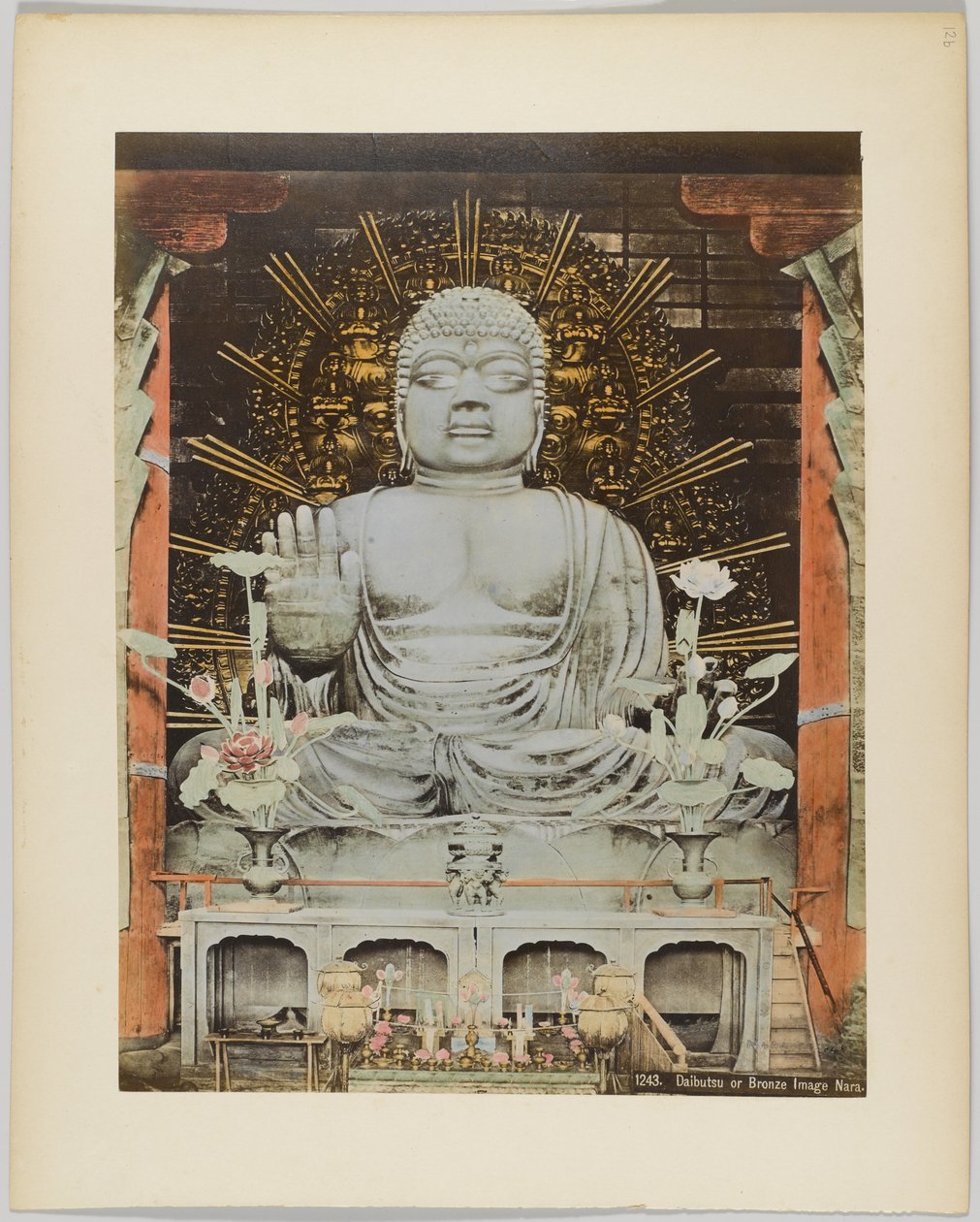 Daibutsu eller bronsebilde, Nara, Japan (håndfarget svart/hvitt-bilde) av Japanese Photographer