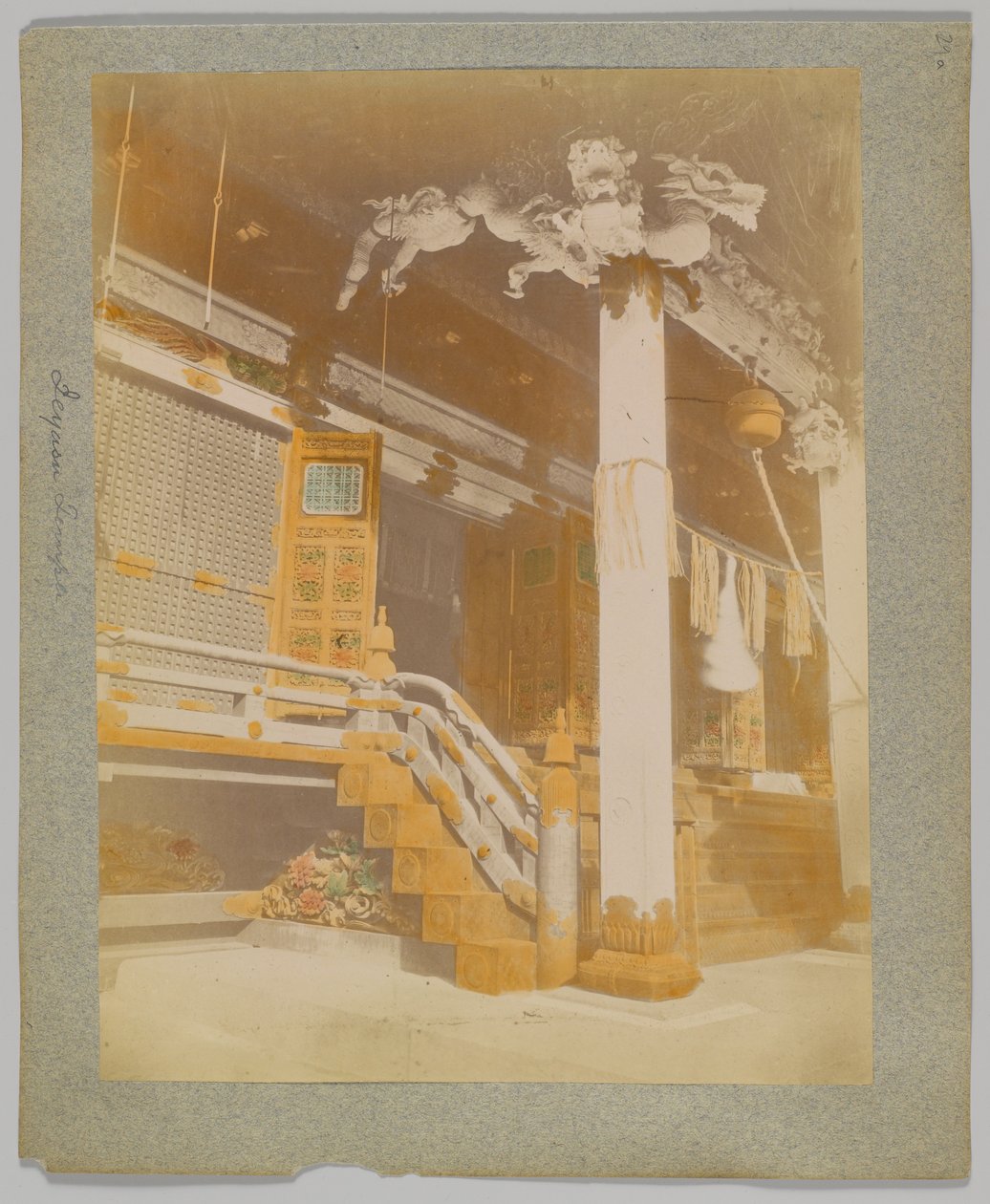 Tōshō-gū, Nikko, Japan (håndfarget s/hvitt-bilde) av Japanese Photographer