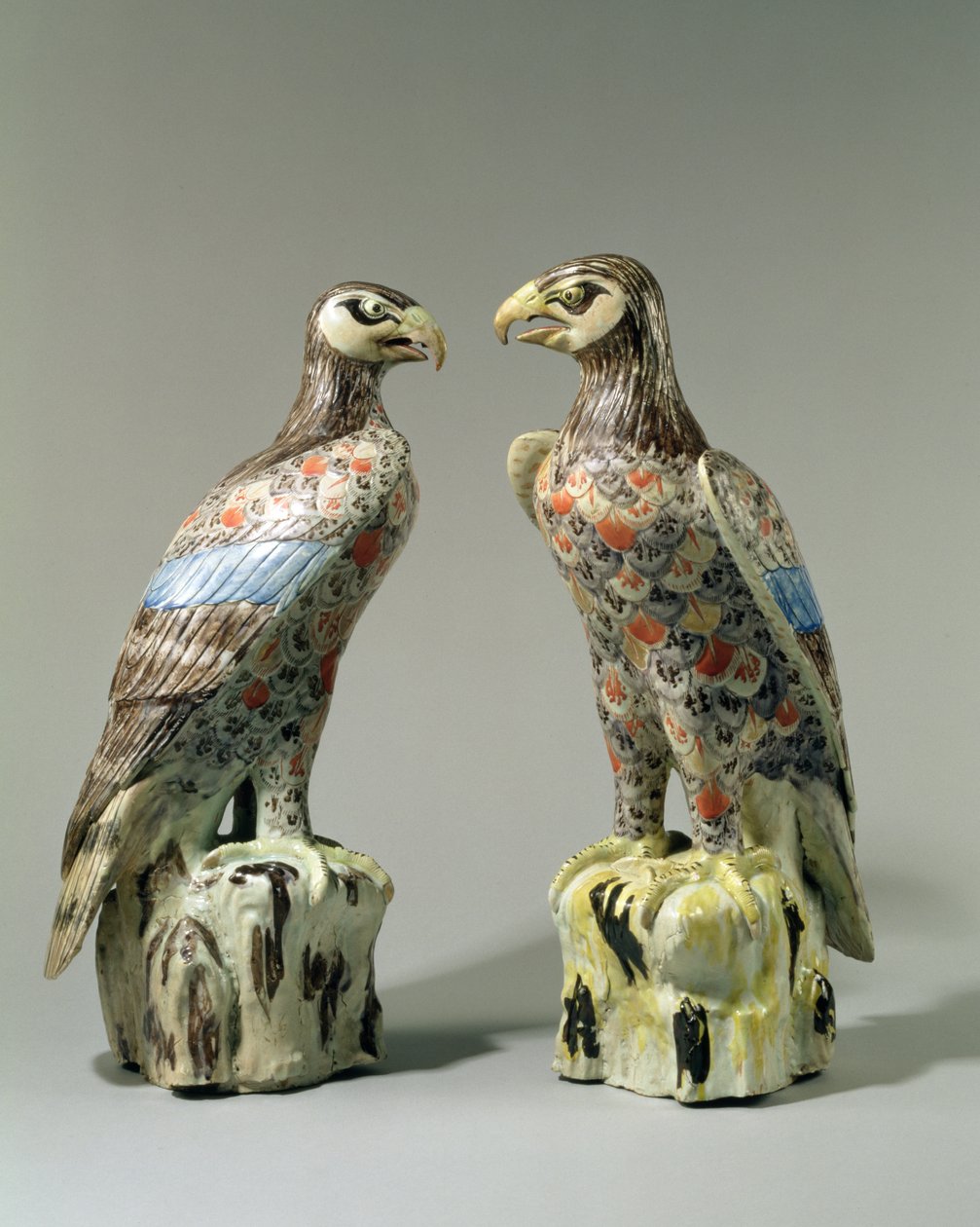 Et par Arita Eagles, 1695 (porselen) av Japanese School