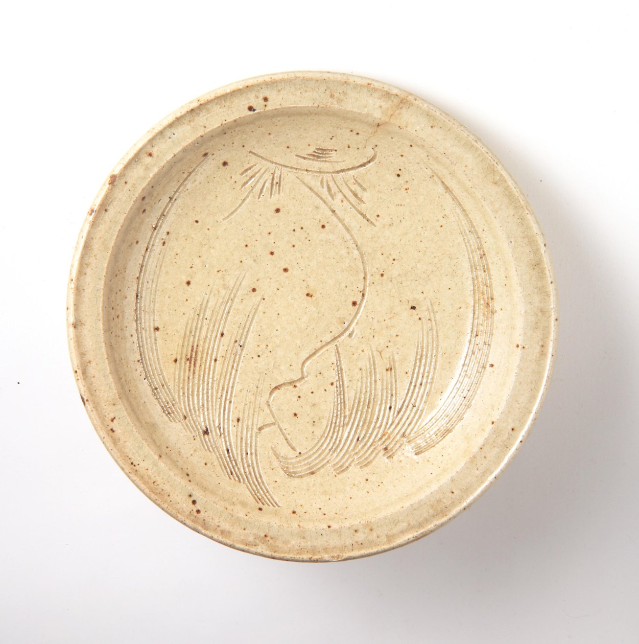Skål med innskåret pildesign (seto ware) av Japanese School