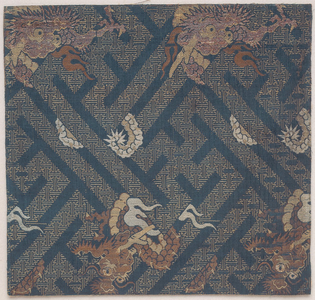 Buddhistisk tempelmøbelstoff, et deksel for en sutra, fragment av Japanese School