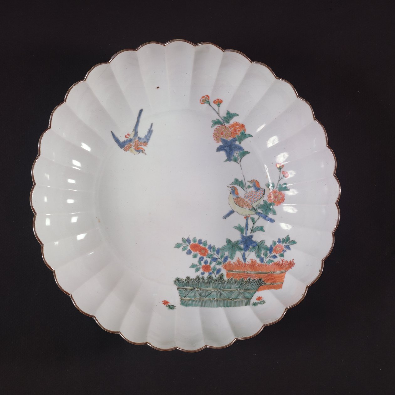 Stort Kakiemon-fat, Edo Period (porselen) av Japanese School