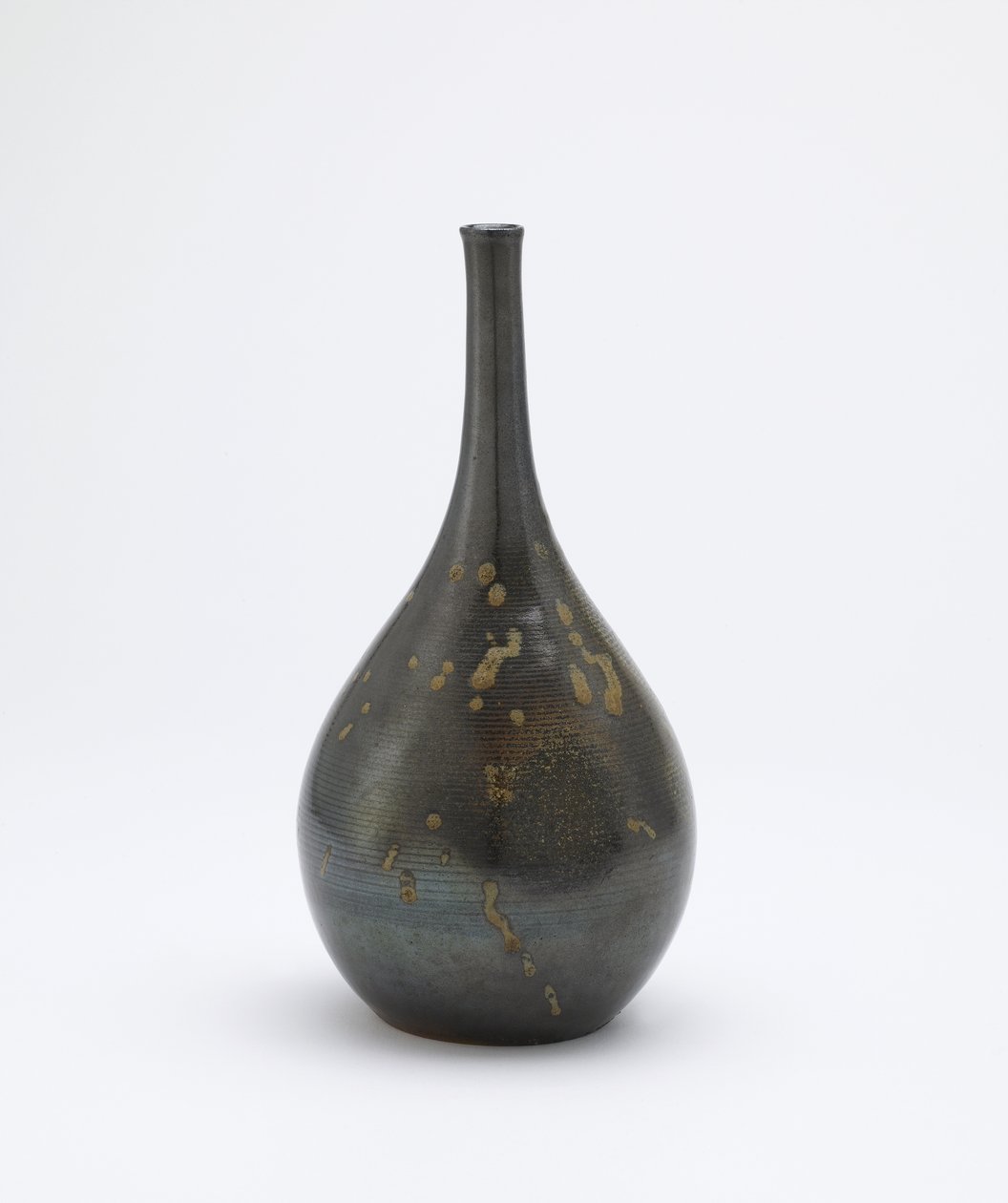 Sake-flaske, Imbe, Okayama prefektur, Edo-periode, slutten av 1600-begynnelsen av 1700-tallet (steintøy med rød slip og treaskeglasur) av Japanese School