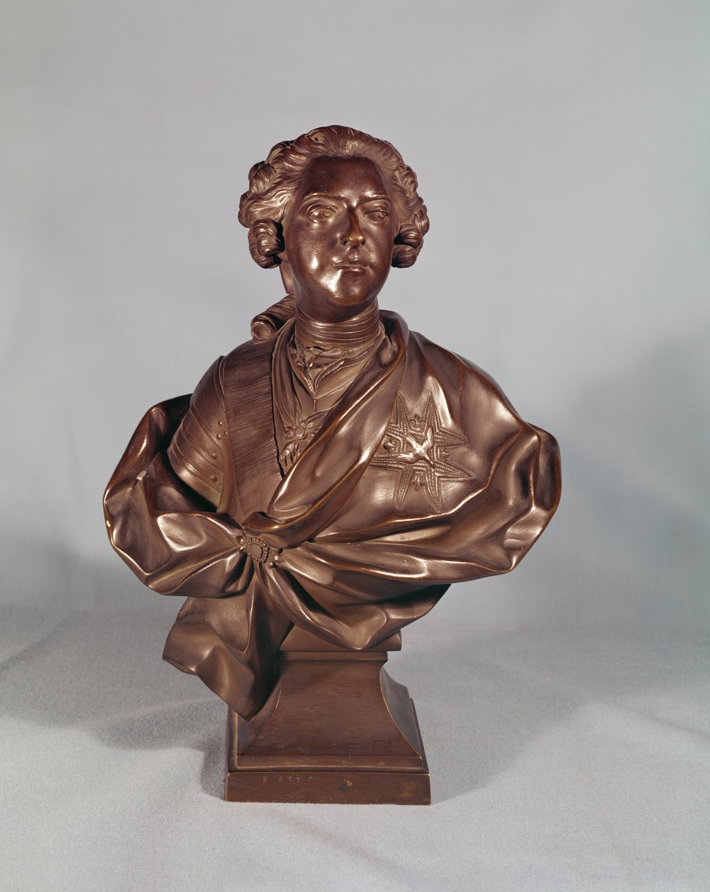Byste av Louis XV (1710-74) 1751 (bronse) av Jean Baptiste II Lemoyne